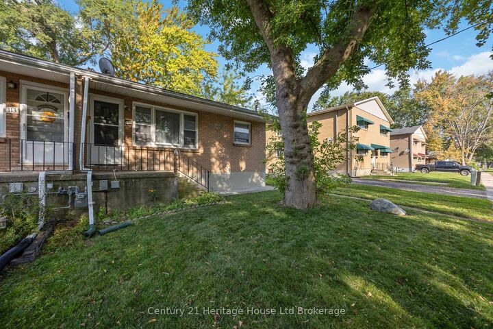 Photo de la propriété:  115 Sutton Street  ON N7T 3S4 