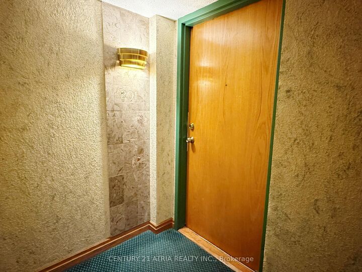 Property Photo: 61 Markbrook Lane 201 ON M9V 5E7