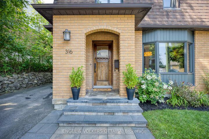 Property Photo:  316 Fairmont Avenue  ON K1Y 1Y8 