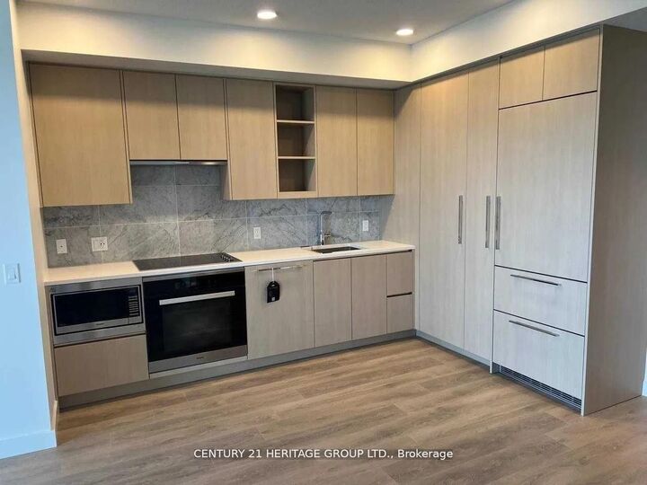 Property Photo:  95 McMahon Drive 3308  ON M2K 0H2 