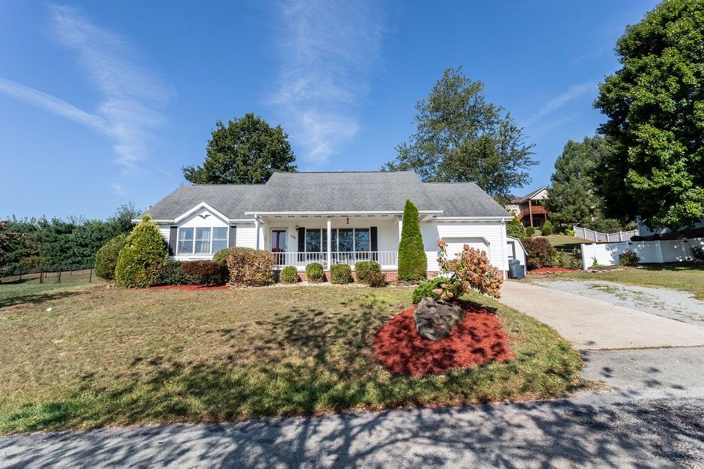 Property Photo:  137 Mellingertown Road  PA 15666 
