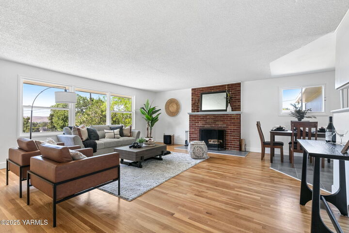 Property Photo:  5502 Hilltop Dr  WA 98901 