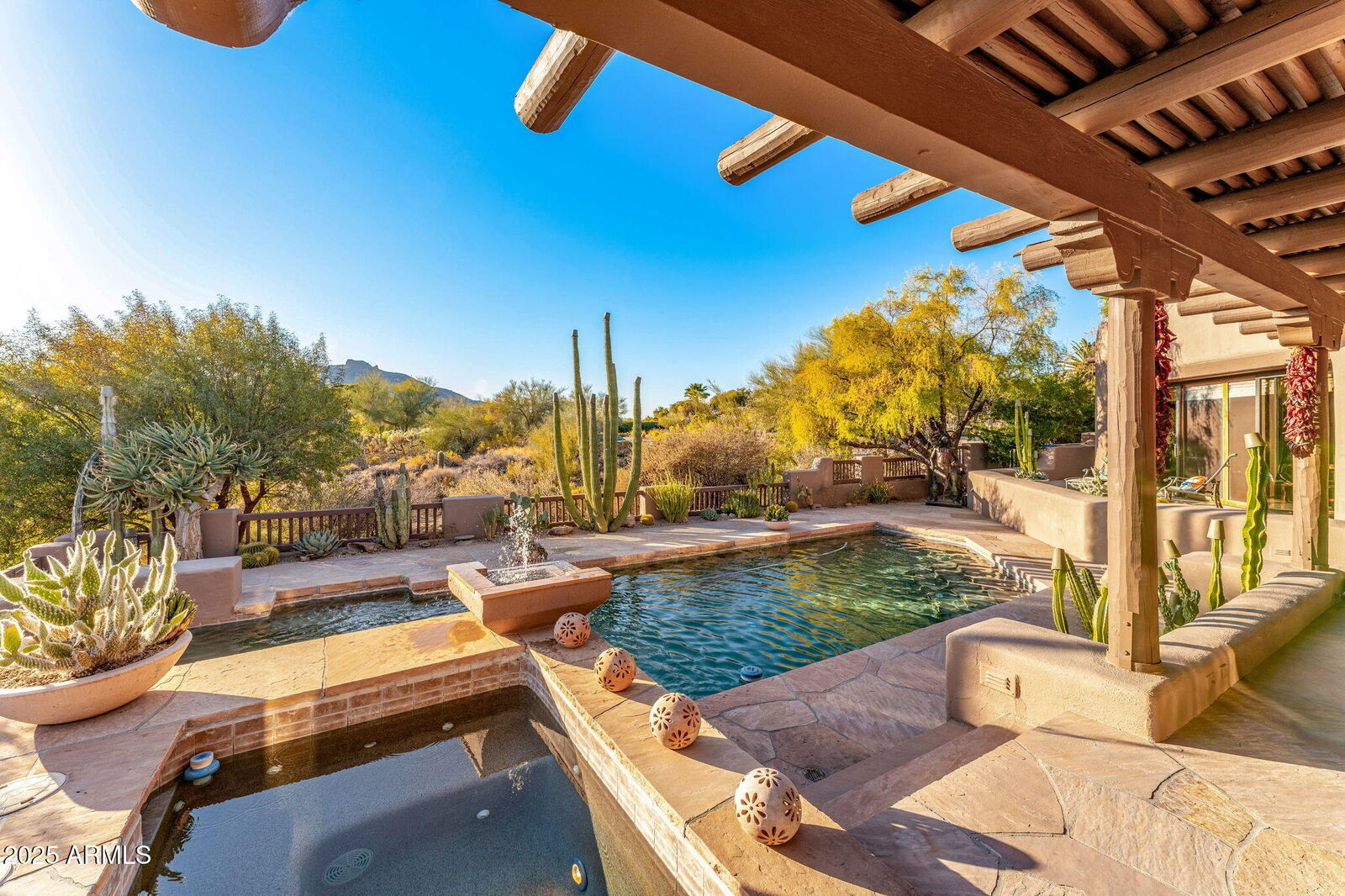 Property Photo:  1084 N Boulder Drive  AZ 85377