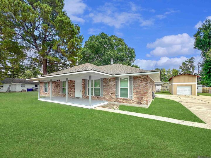 Property Photo: 29518 Tulip St LA 70785