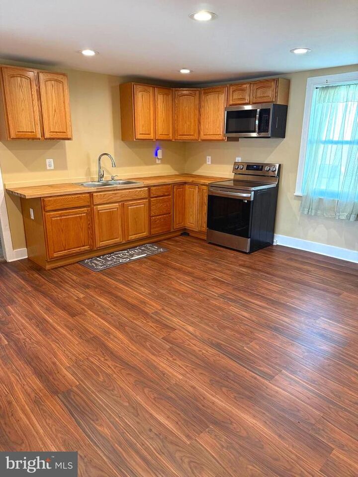 Property Photo:  3437 Littlestown Pike  MD 21158 