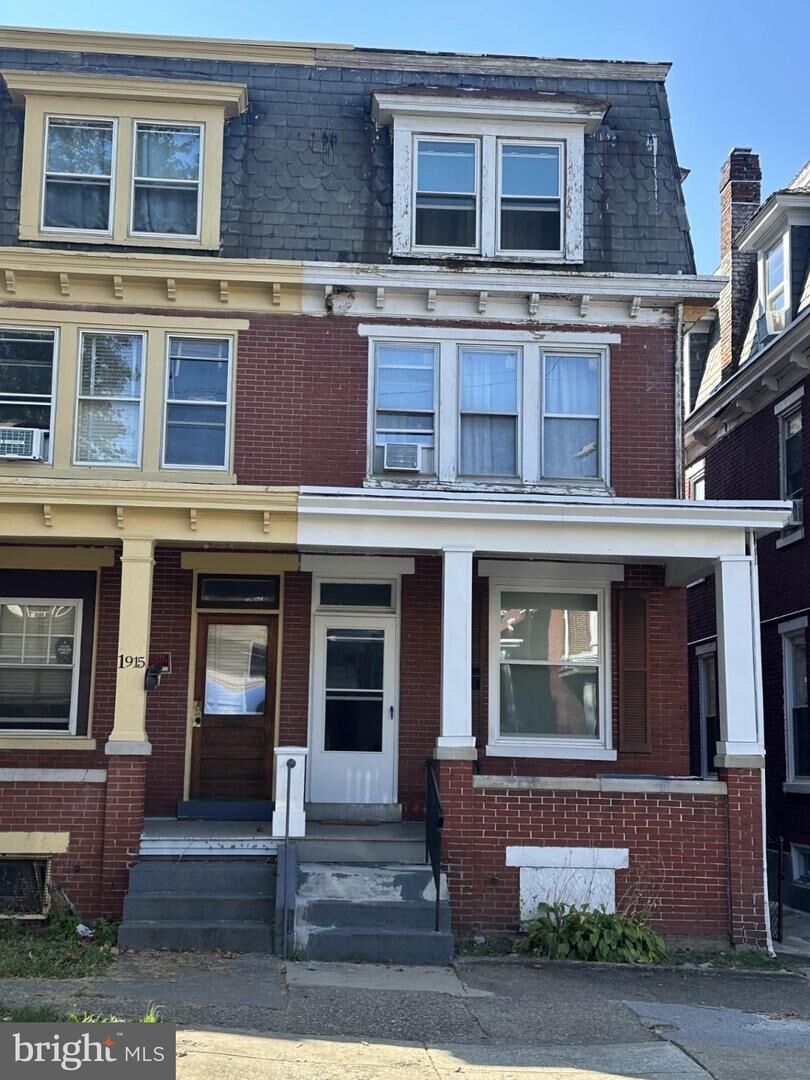 Property Photo:  1913 Bellevue Road  PA 17104 