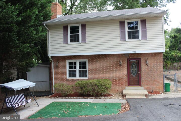 Property Photo: 1328 Dolley Madison Boulevard VA 22101