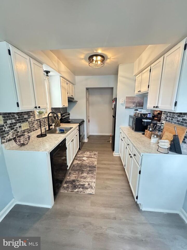 Property Photo:  506 Edgewater Drive  MD 21804 