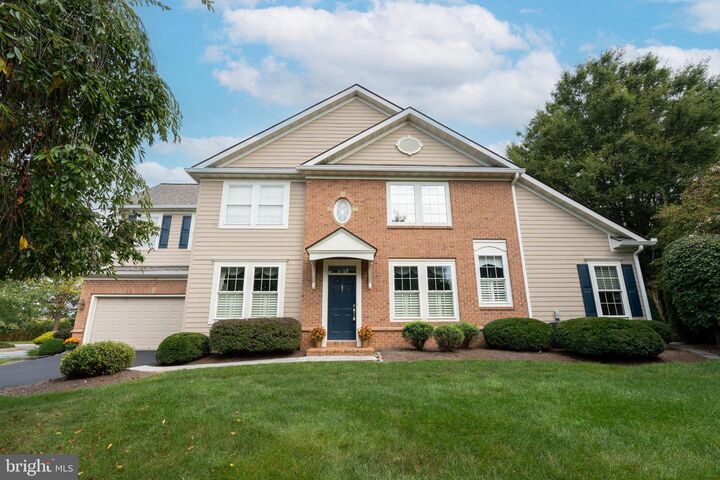 30 Farmview Lane  Lititz PA 17543 photo