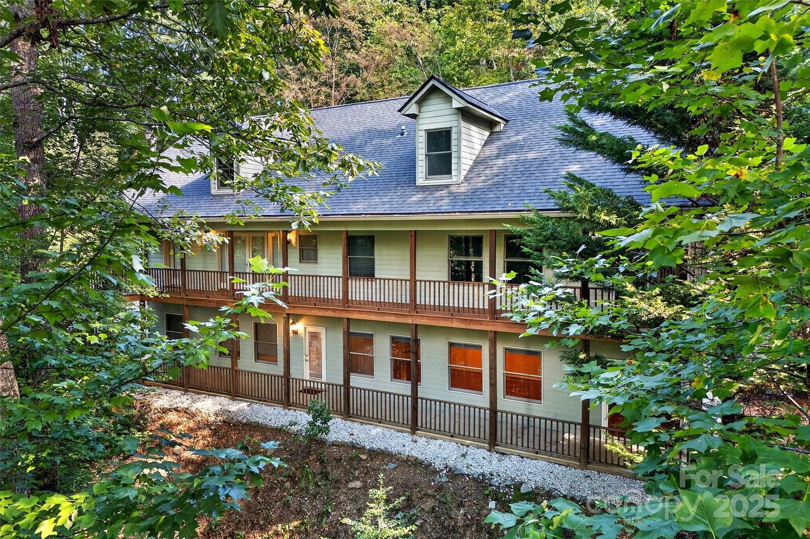 Property Photo:  31 Timber Park Drive  NC 28711 