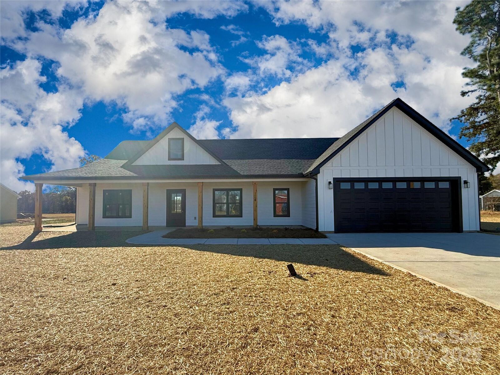 Property Photo: 1568 Pleasant Grove Church Road NC 28033