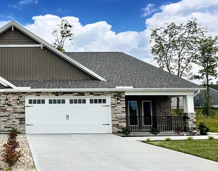 5019 Waterford Drive  Middletown OH 45042 photo