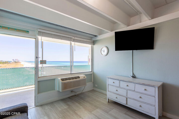 Property Photo: 14401 Front Beach Road 423 FL 32413