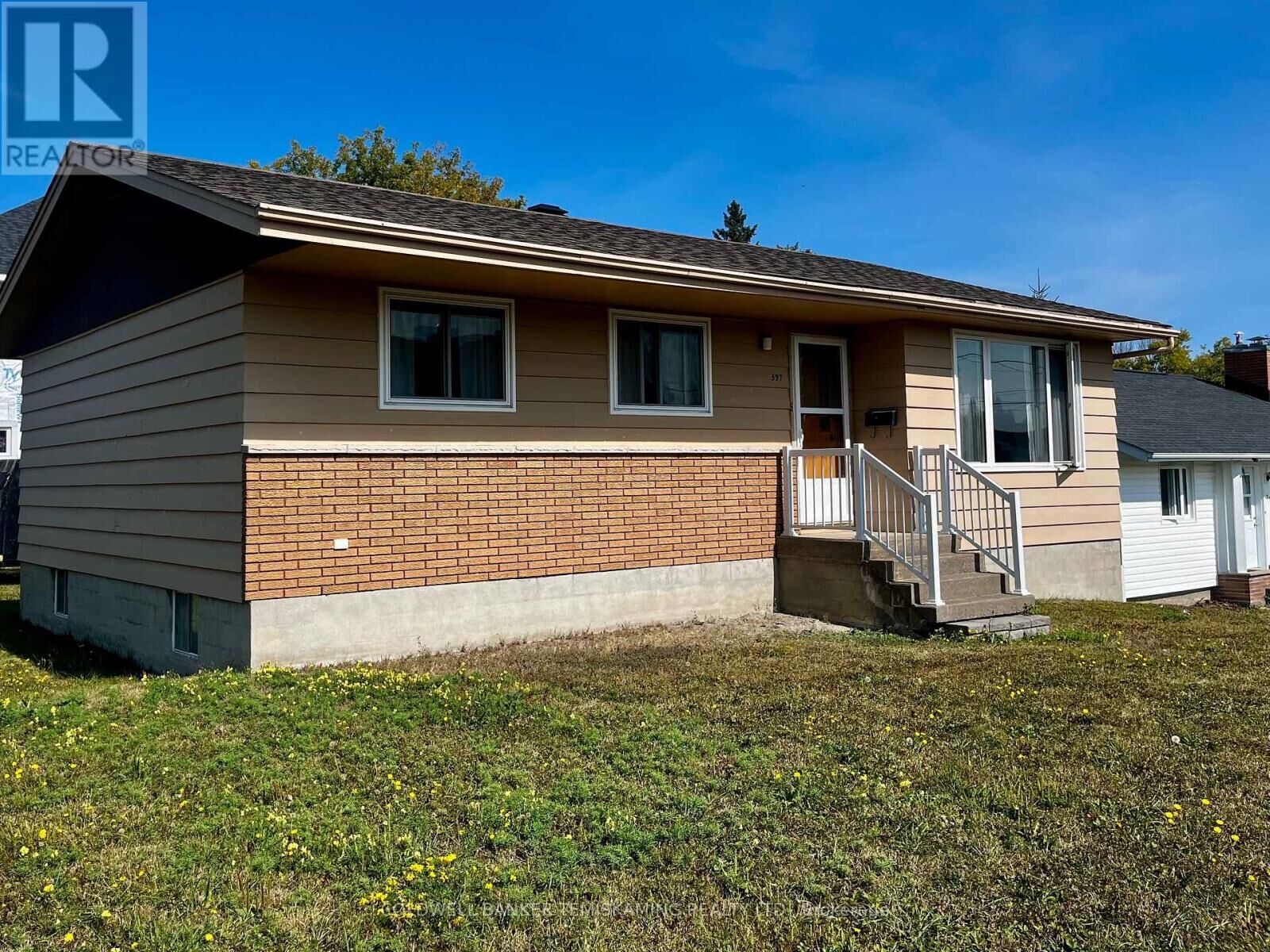 Property Photo:  397 Russell Street  ON P0J 1K0 