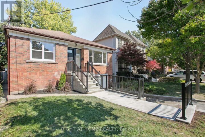 Property Photo: 120 Johnston Avenue ON M2N 1H2