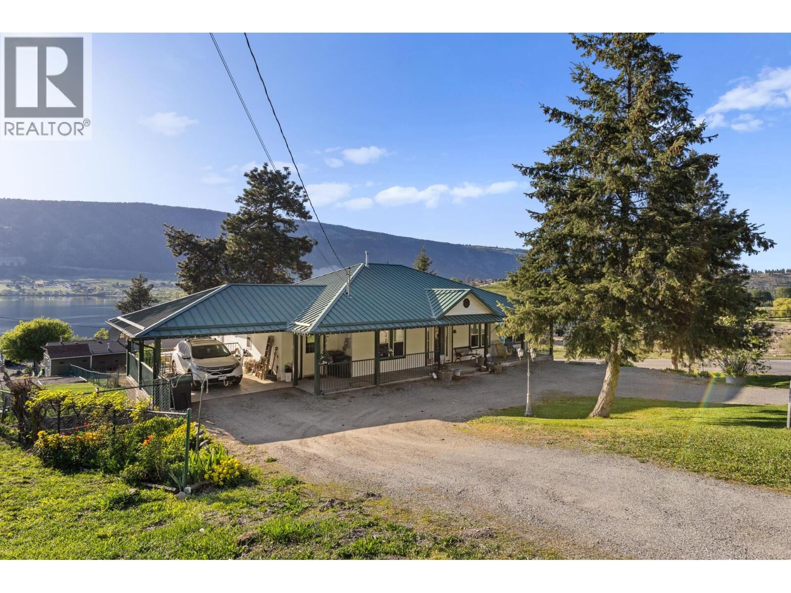 Property Photo:  15326 Oyama Road  BC V4V 2C5 