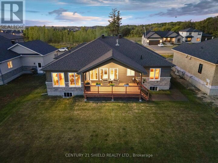 Property Photo:  29 Whitetail Avenue  ON K0C 1P0 