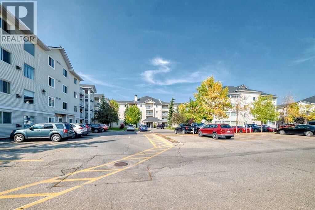Property Photo:  6224 17 Avenue Southeast  AB T2A 7X8 