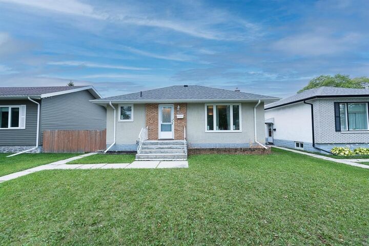 882 Cathedral Avenue  Winnipeg MB R2X 1J2 photo