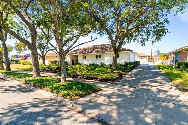 Property Photo: 6622 Sahara Drive TX 78412