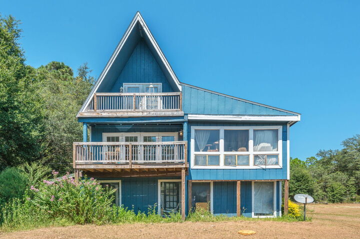 Property Photo:  4194 Log Lake Road  FL 32564 