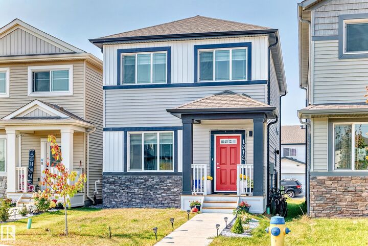 Property Photo:  1312 22 Street NW  AB T6T 2R6 