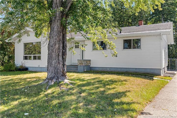 Property Photo:  1235 Vanier  NB E2A 3N6 
