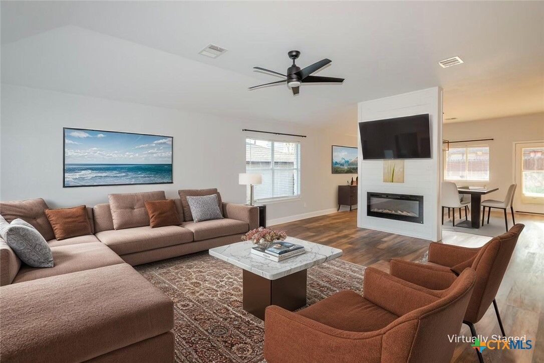 Property Photo:  2421 Caroline Court  TX 76548 