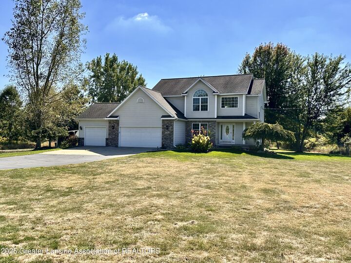 2632 Narrow Lake Road  Charlotte MI 48813 photo