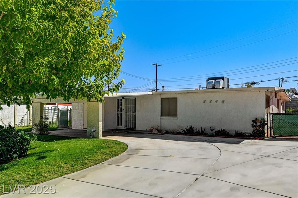 Property Photo:  2748 Del Mar Place  NV 89169 