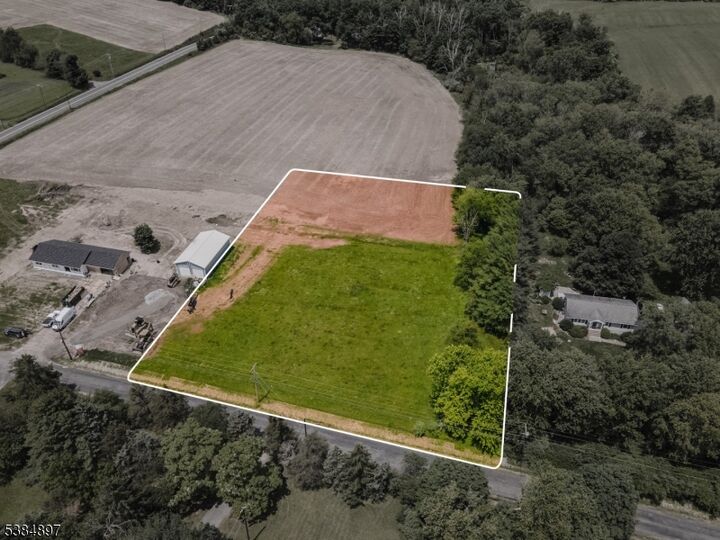 Property Photo:  584 Oak Grove Road  NJ 08825 