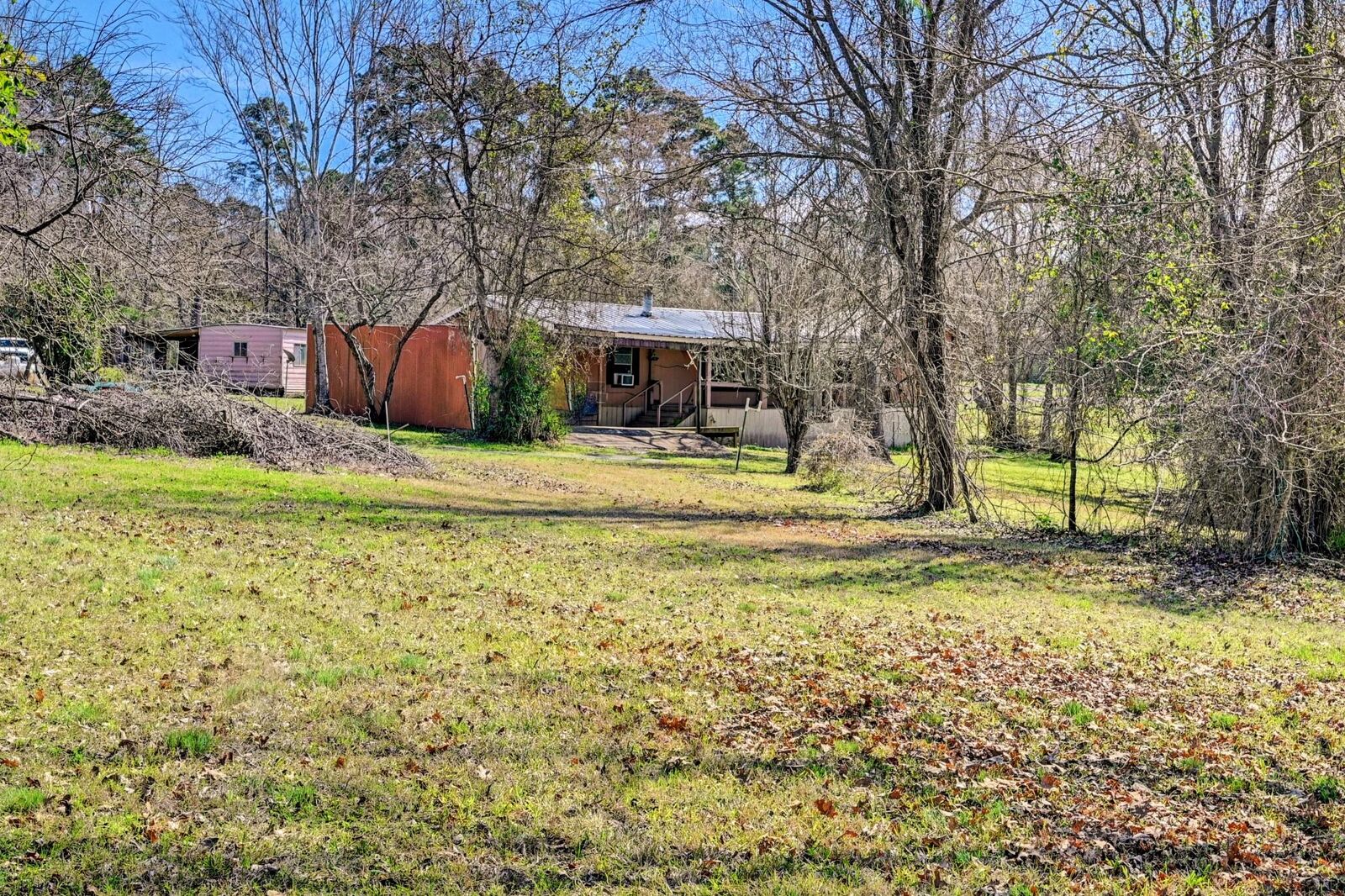 Property Photo:  4526 S State Highway 19  TX 75862 