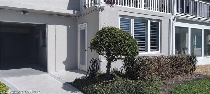 Property Photo: 2131 Lakeview Drive 106 FL 33870