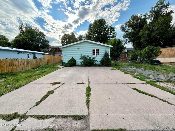 Property Photo:  702 Lost Ln  CO 81637 