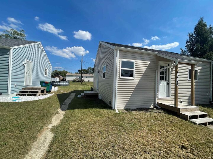 Property Photo: 561 Grayton Road IN 46346