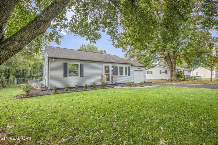 Property Photo:  310 Canterbury Drive  TN 37920 