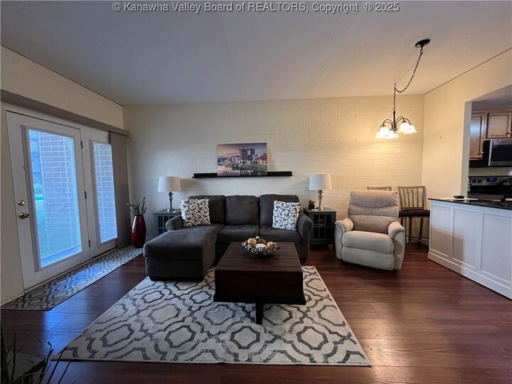 Property Photo:  2106 Kanawha Boulevard E 116B  WV 25311 
