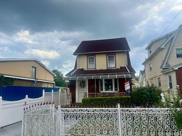 21438 112th Road  Queens Village NY 11429 photo