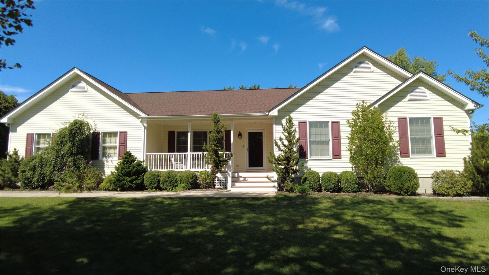 Property Photo:  78 Southfield Road  NY 11933 