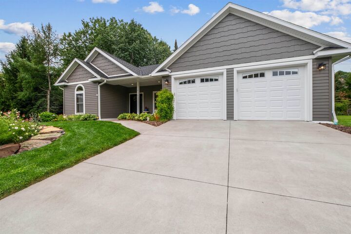 Property Photo:  215 S 9th St  WI 54814 