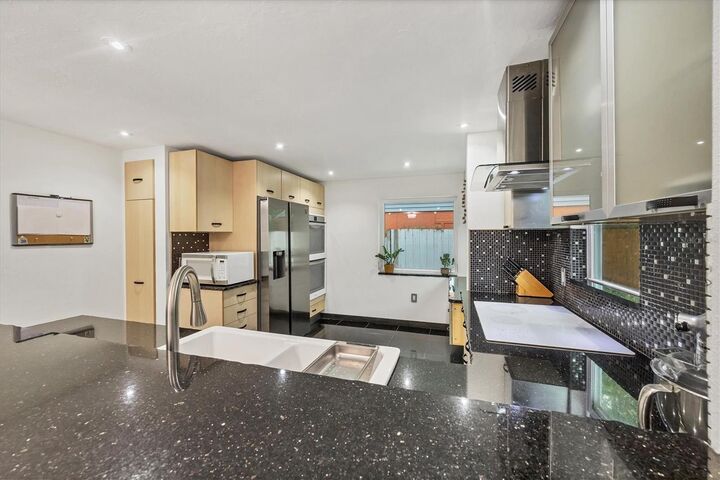 Property Photo:  4704 Selma Street  FL 34232 