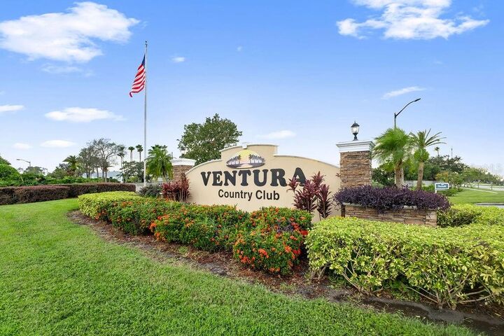 Property Photo:  3998 Atrium Drive U-1  FL 32822 