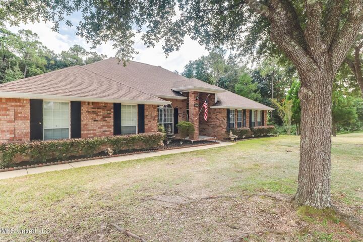 Property Photo: 15174 S Shadow Creek Drive MS 39532