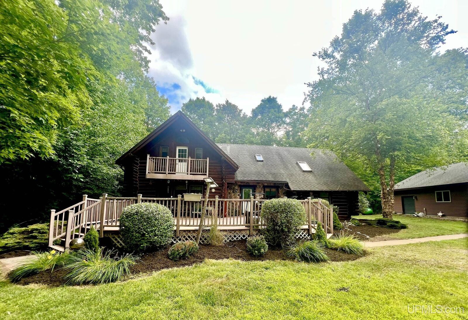 Property Photo:  W6699 Sturgeon Lane  MI 49831 