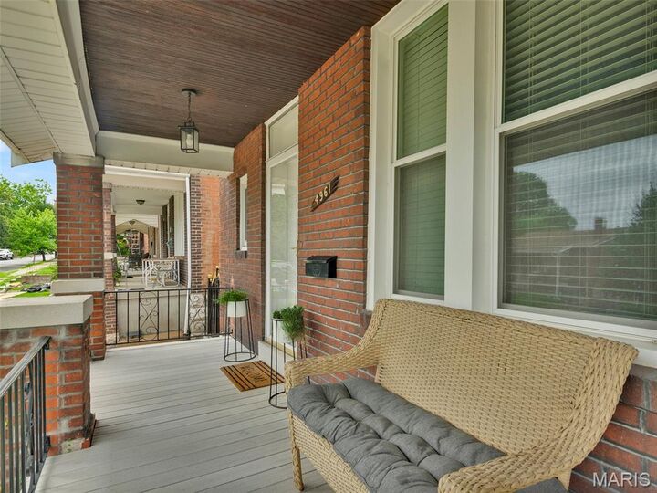 Property Photo:  4961 Neosho Street  MO 63109 