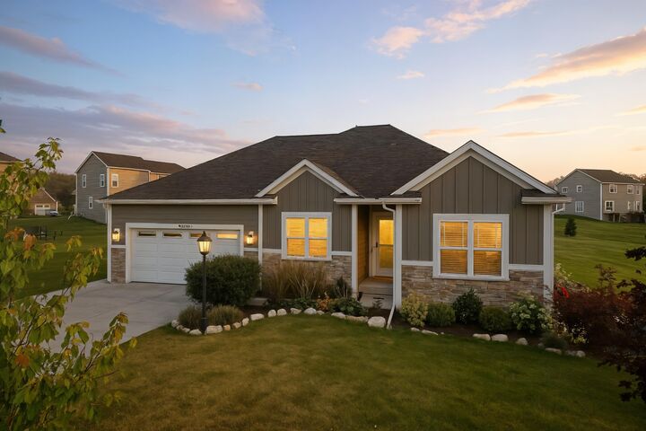 W226n7825 Timberland Dr  Sussex WI 53089 photo