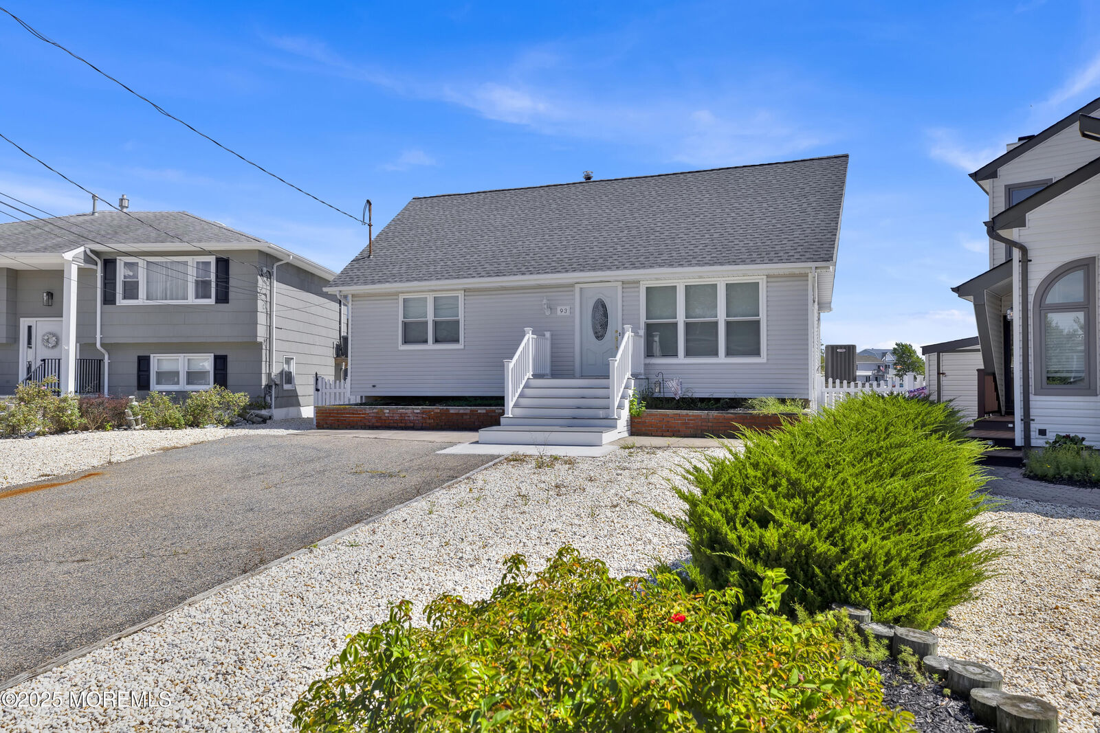 Property Photo:  93 Mizzen Road  NJ 08723 