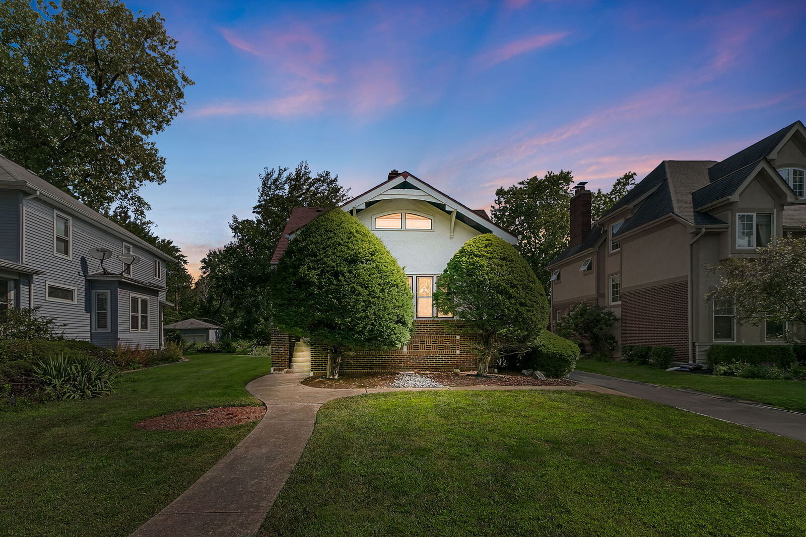Property Photo:  354 Lionel Road  IL 60546 