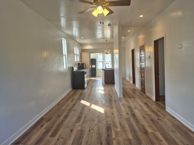 Property Photo:  8144 S Brandon Avenue 2  IL 60617 