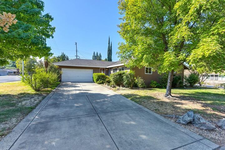 Property Photo:  1056 Entrada Road  CA 95864 